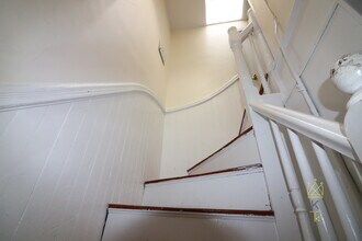 216 Freeman St, Unit 2 in Brookline, MA - Building Photo - Building Photo