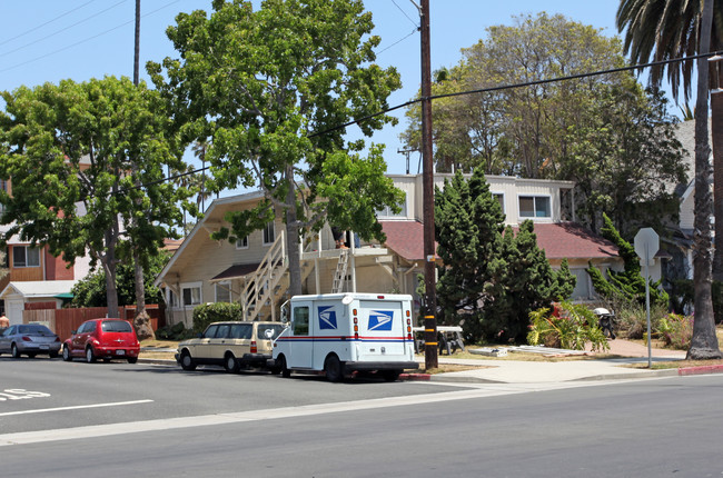 903 4th St in Santa Monica, CA - Building Photo - Building Photo