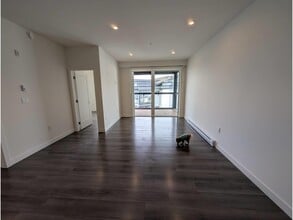 13777-1375A 75a Ave in Surrey, BC - Building Photo - Building Photo