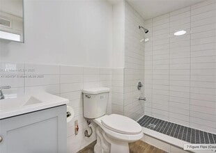 6211 NW 7th Ave in Miami, FL - Building Photo - Building Photo