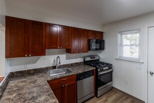 Newport Landings Apartment Community in Middletown, RI - Building Photo