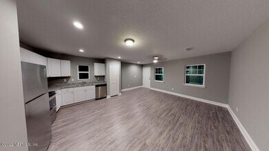 2222 Thomas Ct in Jacksonville, FL - Building Photo - Building Photo