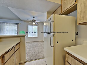 2624 Sunny Slope Dr-Unit -Apt 7 in Sparks, NV - Building Photo - Building Photo