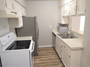 9607 Vinca Cir in Charlotte, NC - Building Photo - Building Photo