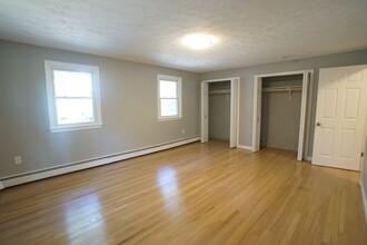 70 Wilson Ln in Vernon, CT - Building Photo - Building Photo
