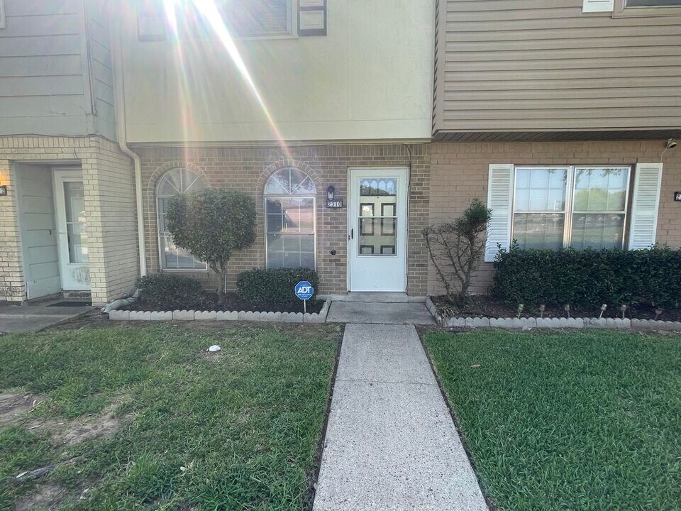 2310 Bobbie St in Bossier City, LA - Building Photo