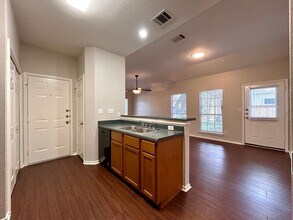 12303 Abney Dr-Unit -A in Austin, TX - Building Photo - Building Photo