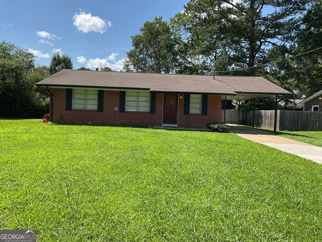 property at 15 Lindsey Terrace