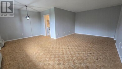 37 Peel St in Barrie, ON - Building Photo - Building Photo