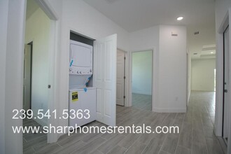 440 Grant Blvd in Lehigh Acres, FL - Building Photo - Building Photo