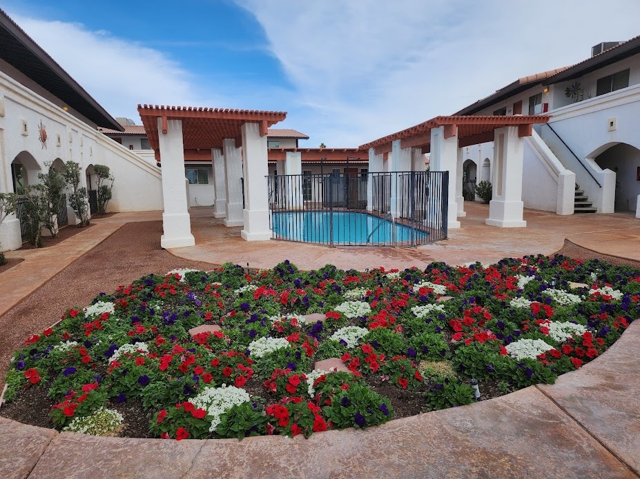 Desert Oasis in El Centro, CA - Building Photo