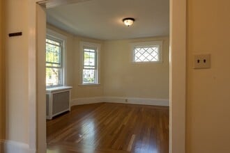 87 Harnden Ave in Watertown, MA - Building Photo - Building Photo