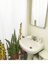 2811 Glendora Ave in Cincinnati, OH - Building Photo - Building Photo