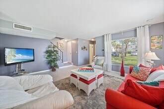422 Blue Jay Ln in Satellite Beach, FL - Building Photo - Building Photo