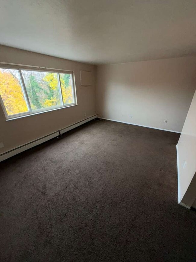 property at 14815 Euclid Ave