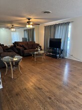 40781 Acacia E Ave in Hemet, CA - Building Photo - Building Photo