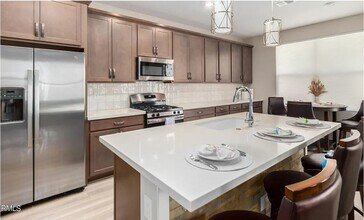 1111 W. Diamondback Dr. in Chandler, AZ - Building Photo - Building Photo