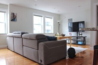 1 Emmet Pl, Unit #1 in Boston, MA - Building Photo - Building Photo