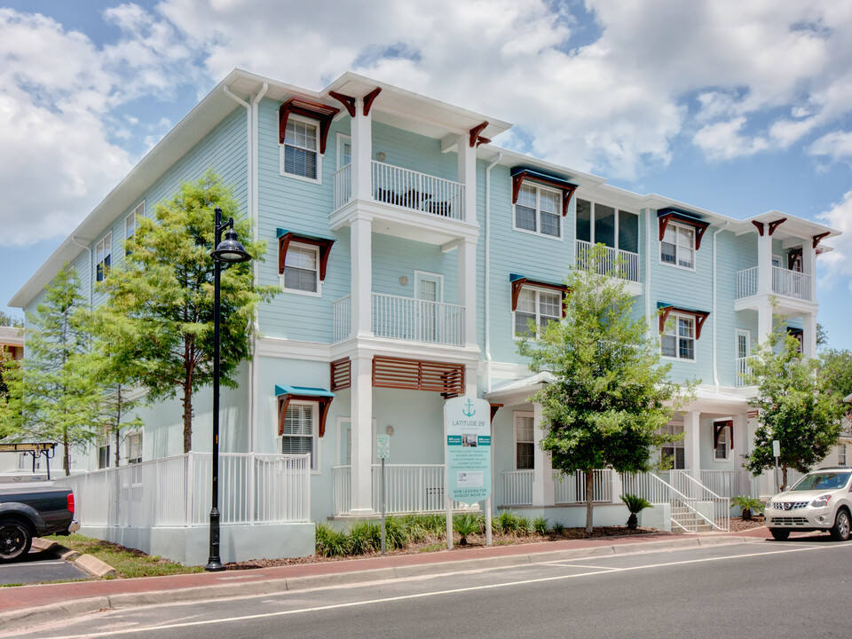 Latitude 29 | Luxury Apartments Near UF in Gainesville, FL - Building Photo