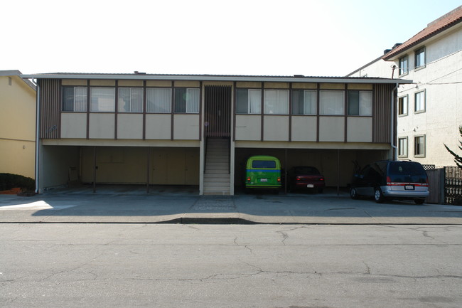 140 San Juan Ave in Millbrae, CA - Building Photo - Building Photo