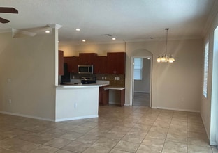 635 Heather Glen Loop in Winter Haven, FL - Building Photo - Building Photo
