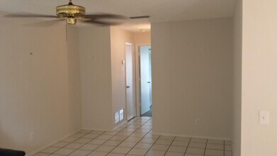19 Lake Vista Trail in Port St. Lucie, FL - Building Photo - Building Photo