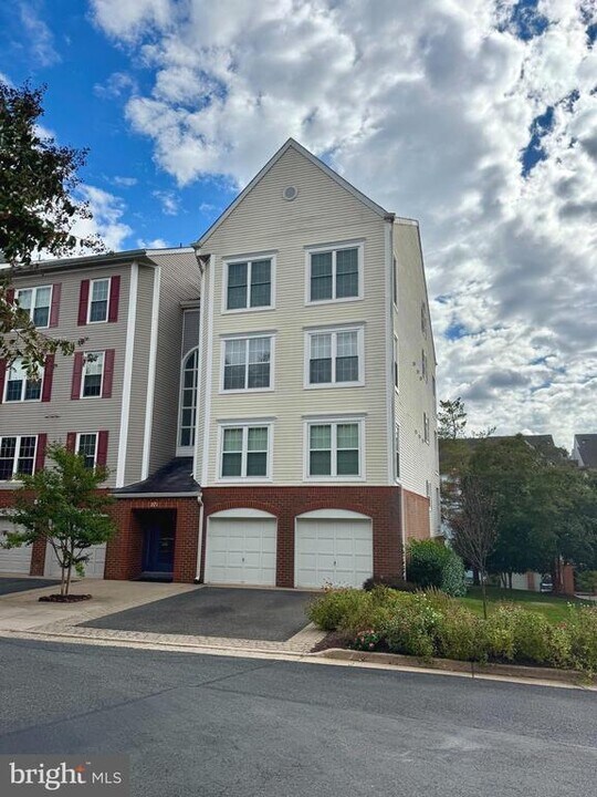 271 S Pickett St in Alexandria, VA - Building Photo