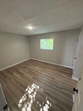 3571 Midland Ave in Memphis, TN - Building Photo - Building Photo