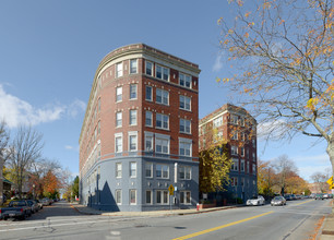 The Roosevelt Apartments in New Bedford, MA - Building Photo - Building Photo