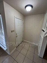 5268 S Brightside View Dr in Baton Rouge, LA - Building Photo - Building Photo