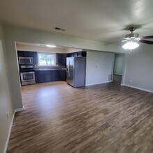 14 Burl Dr in O'Fallon, MO - Building Photo - Building Photo