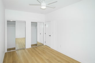 6250 Stewart St in San Diego, CA - Building Photo - Building Photo