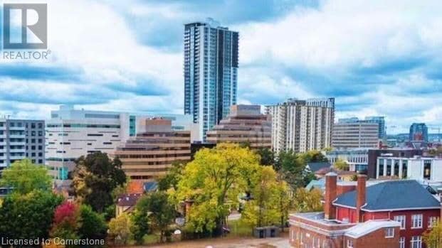 60 Frederick St in Kitchener, ON - Building Photo