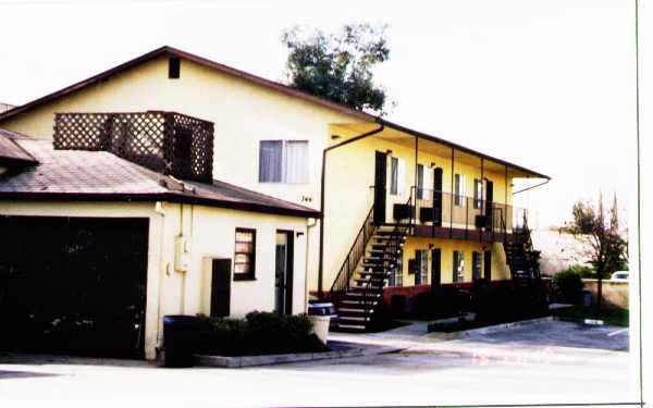 736-752 S Mollison Ave in El Cajon, CA - Building Photo - Building Photo