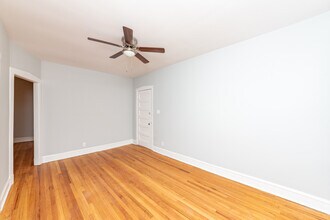 4008 N Wolcott Ave, Unit 3S in Chicago, IL - Foto de edificio - Building Photo