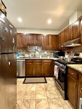 300 Tremont St in Newton, MA - Building Photo - Building Photo