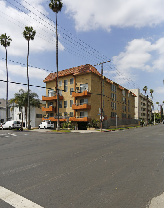 Villa Cortina Apartments in Los Angeles, CA - Foto de edificio