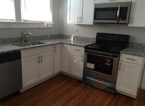 1610 Bellevue Ave in Norfolk, VA - Foto de edificio - Building Photo