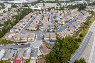 Crestview Estates in Daly City, CA - Building Photo - Building Photo