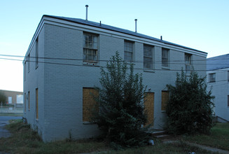 812 Madison St in Durham, NC - Foto de edificio - Building Photo