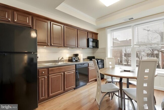 property at 1917 18th St NW