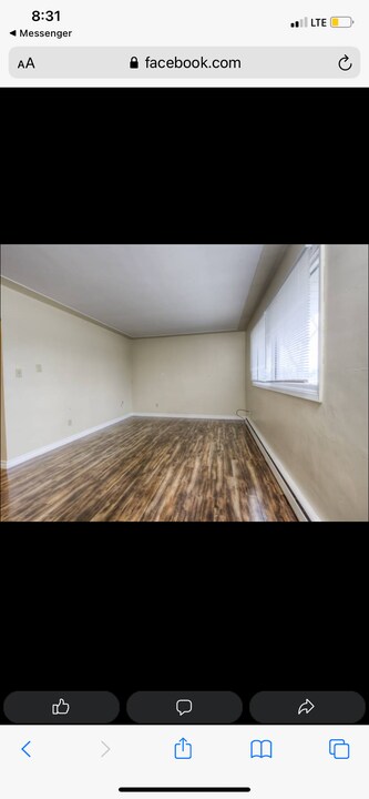 75 Highland Rd E in Kitchener, ON - Building Photo