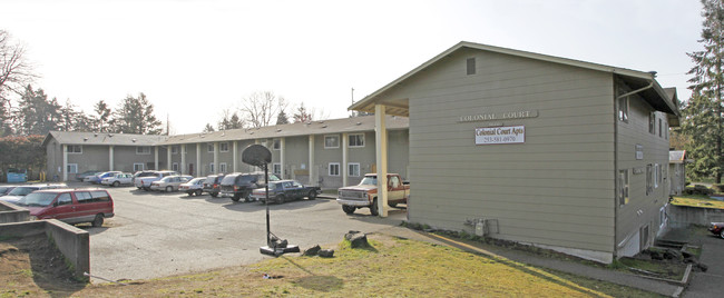 Colonial Court Apartments in Lakewood, WA - Building Photo - Building Photo