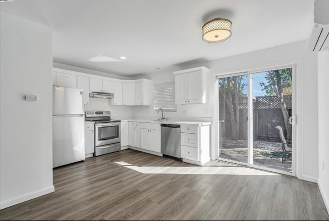 property at 18771 Park Tree Ln