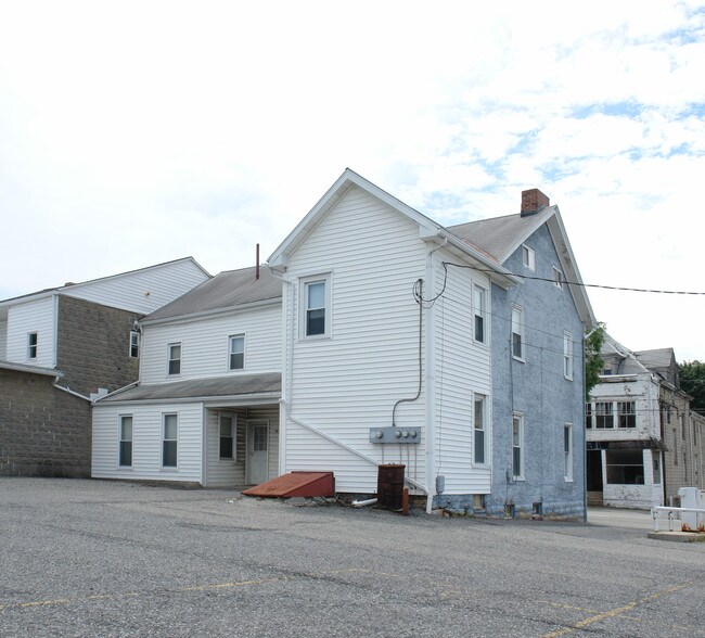 246-248 W Main St in Somerset, PA - Building Photo - Building Photo