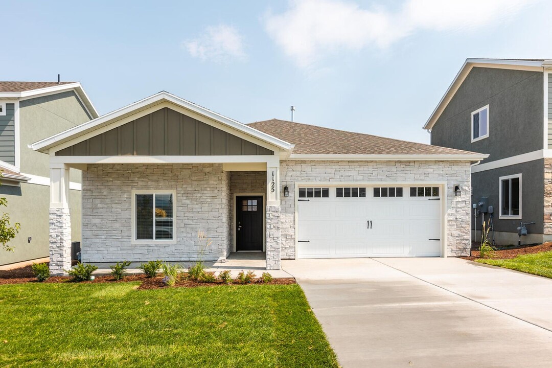 1125 E Becca Rd in Heber City, UT - Foto de edificio