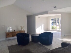 4135 High Summit Dr in Dallas, TX - Building Photo - Building Photo