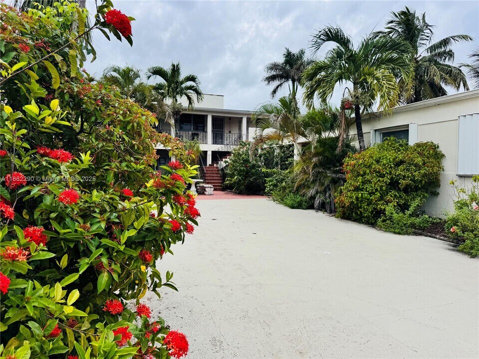 756 N 17th Ave in Hollywood, FL - Building Photo