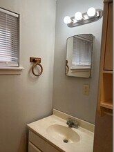 209 Geneva St in Metairie, LA - Foto de edificio - Building Photo