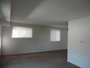 2461 Arbor Ct in Mays Landing, NJ - Building Photo - Building Photo